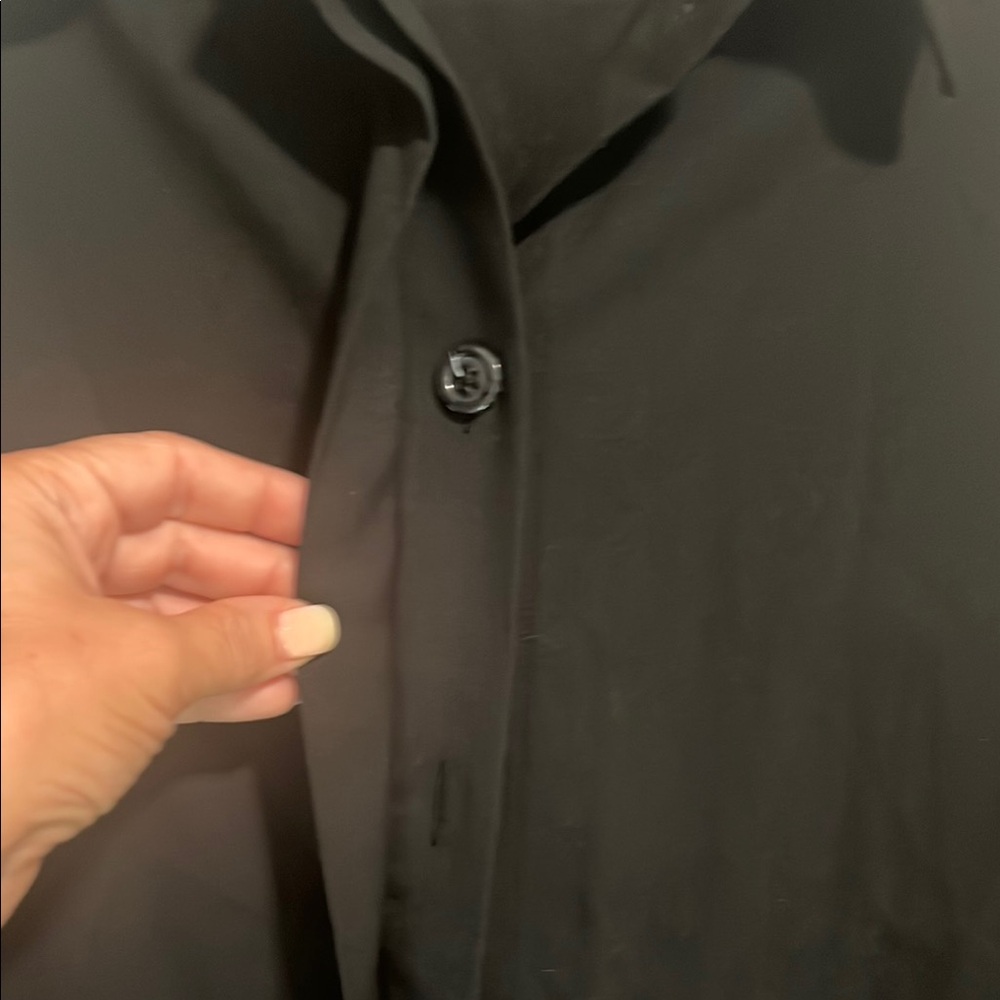 Abercrombie & Fitch Classic Black Button Down - Picture 4 of 6